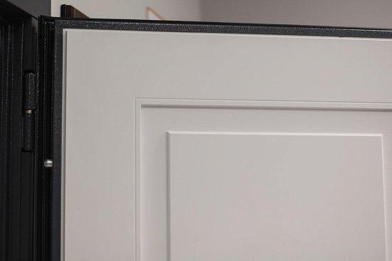 Входная дверь  