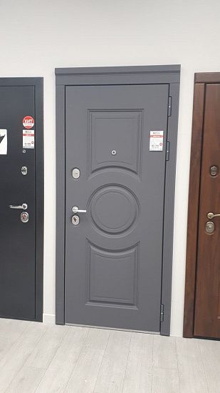 Входная дверь  