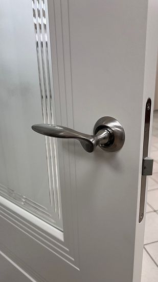 Межкомнатная дверь  